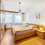 דירה Im Haus Stoeckl *